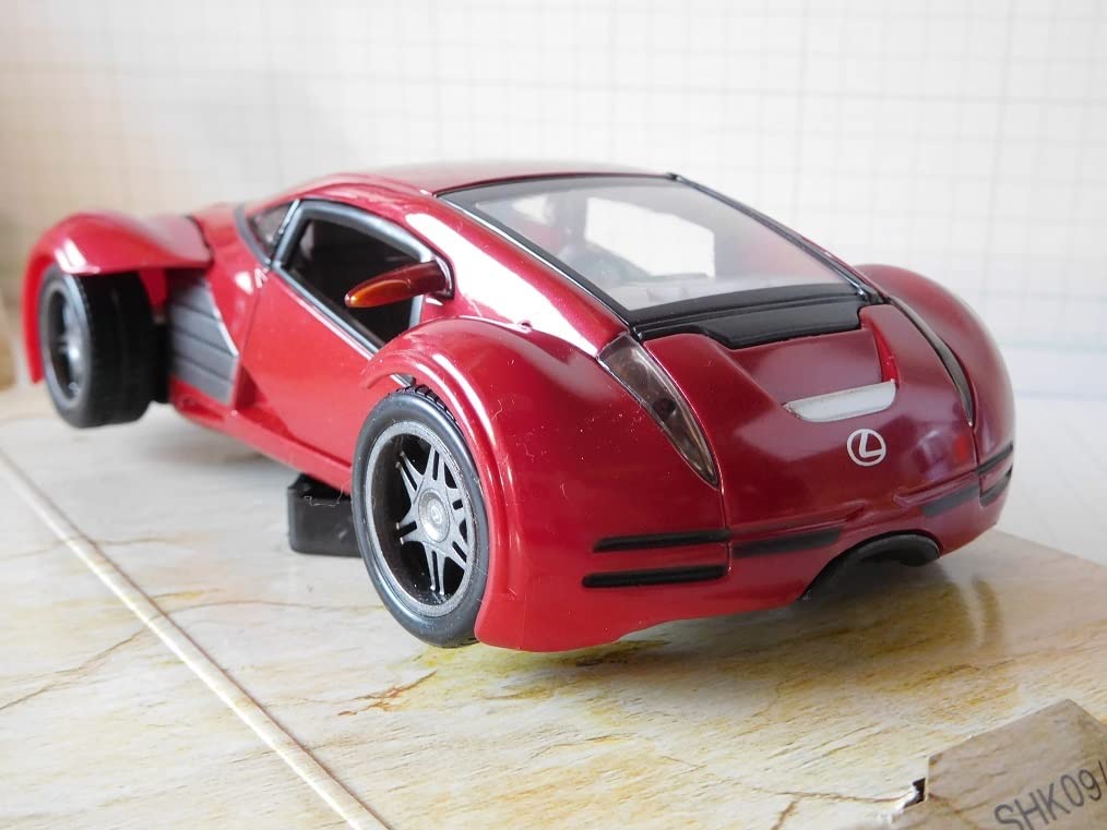 Amazon.co.jp: マイスト 1/24 レクサス フューチャーカー 映画